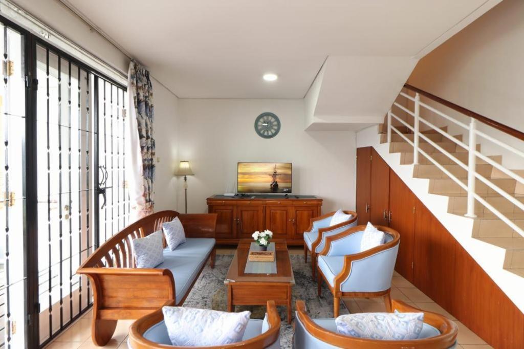 Villa Keluarga Syariah Resor Dago Pakar Bandung - View Bukit Eksteriør billede